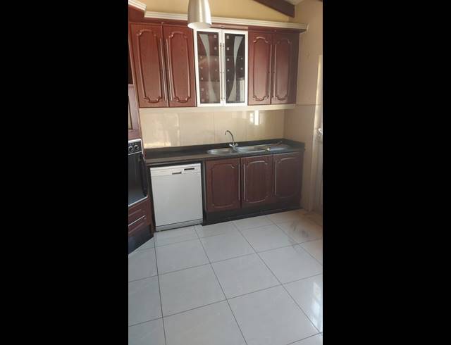 3 BEDROOM PROPERTY TO RENT IN GLEN ANIL